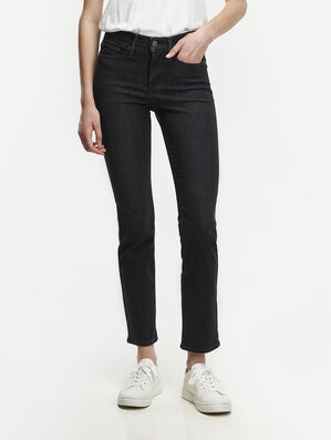 312 Shaping Slim Jeans